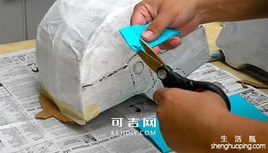 废纸箱做露营车玩具的方法 -  www.kejidiy.com