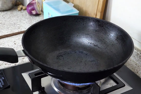 怎样防止铁锅生锈