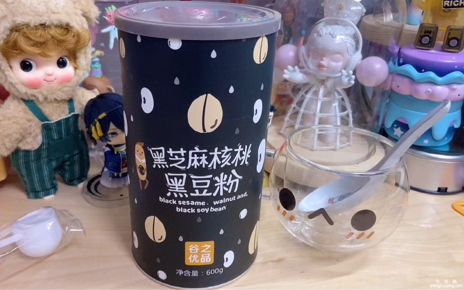芝麻黑豆核桃粉的功效(芝麻黑豆核桃粉，提高免疫力，促进肠道健康)